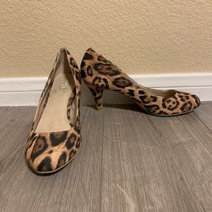 Leopard kitten heel.